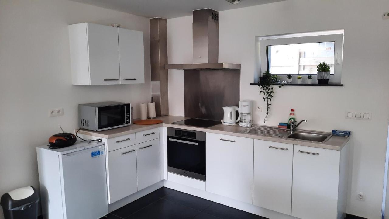 Appartement Duplex pour 3-4 personnes à Ciney Exterior foto